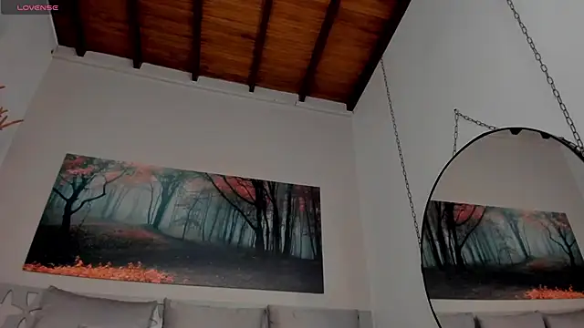 LunaRuso online show from 02/23/25, 02:18