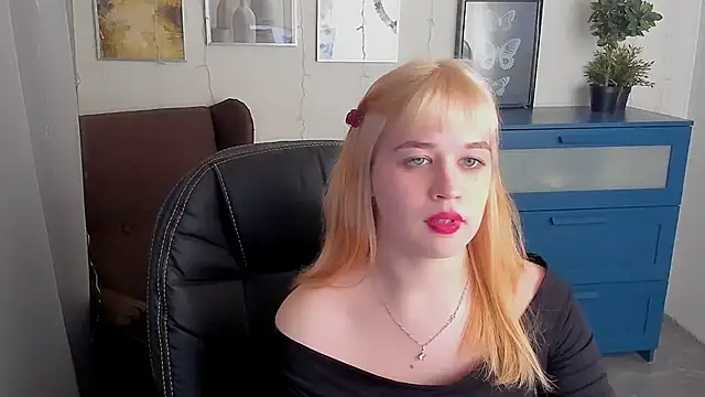 AlicePopsy online show from 02/28/25, 10:52