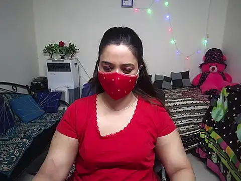 Snapshot of Arushisingh8888 chatting on 03/03/25, 04:03 Arushisingh8888 online show from 03/03/25, 04:03