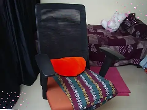 Snapshot of Arushisingh8888 chatting on 02/07/26, 01:37 Arushisingh8888 online show from 02/07/26, 01:37