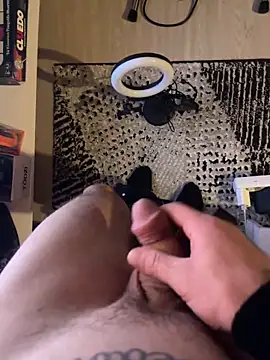 Antonio Vatooo online show from 01/01/25, 12:21