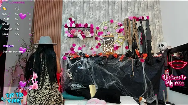 Neko Misaki online show from 10/15/25, 11:32