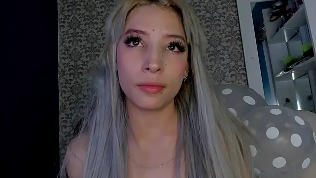 Snapshot of Samantha_cp_ chatting on 03/15/25, 03:59 Samantha cp online show from 03/15/25, 03:59