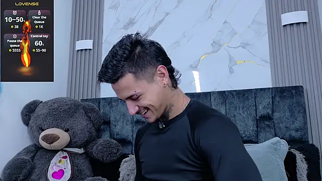 JAYCOB00 online show from 11/29/25, 11:08