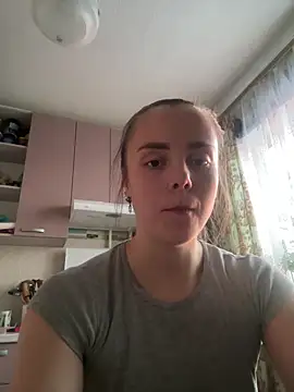 Snapshot of AlisaKissss chatting on 02/25/25, 12:24 AlisaKissss online show from 02/25/25, 12:24