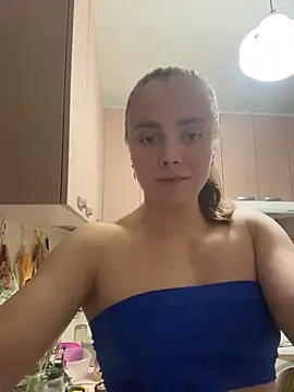 AlisaKissss online show from 12/17/25, 06:58