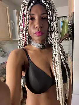 Snapshot of Shantel-Olivia chatting on 01/14/26, 08:09 Shantel-Olivia online show from 01/14/26, 08:09