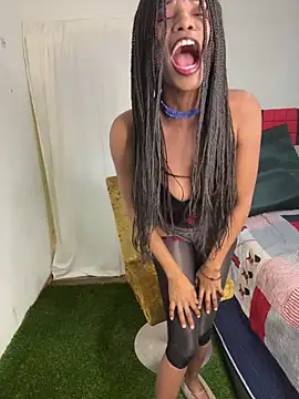 Snapshot of Shantel-Olivia chatting on 03/02/26, 10:49 Shantel-Olivia online show from 03/02/26, 10:49