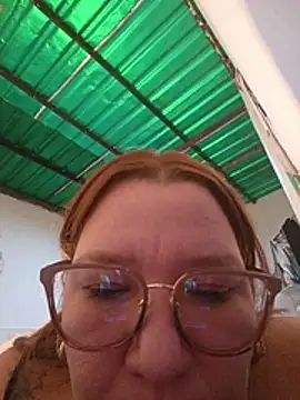 Snapshot of adhara-daaal chatting on 07/19/26, 02:15 adhara-daaal online show from 07/19/26, 02:15