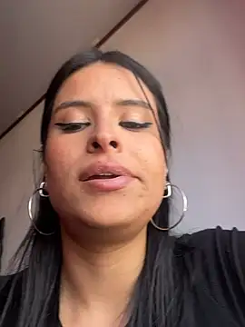 Snapshot of _elektrah chatting on 05/27/26, 08:28 elektrah online show from 05/27/26, 08:28