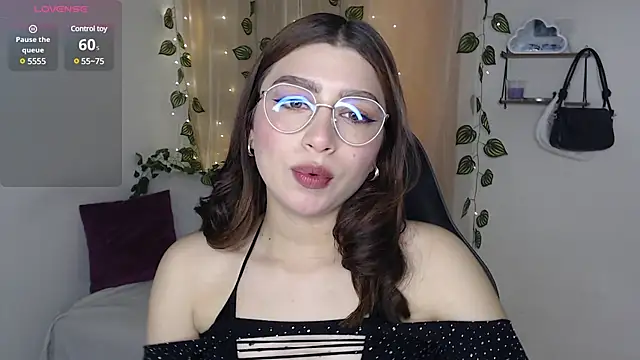 mily thomson b  online show from 03/08/25, 05:11