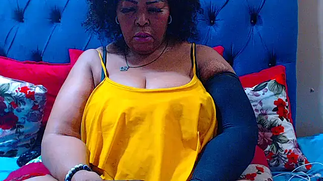 ebonycandy10 online show from 10/16/25, 06:25