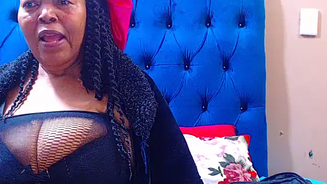 ebonycandy10 online show from 11/11/25, 04:34