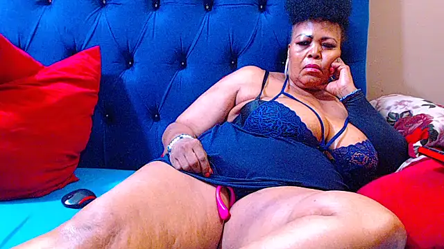 Snapshot of ebonycandy10 chatting on 02/28/26, 04:30 ebonycandy10 online show from 02/28/26, 04:30