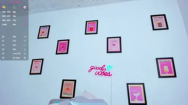 Snapshot of ammy_vsq chatting on 02/08/25, 04:04 ammy vsq online show from 02/08/25, 04:04