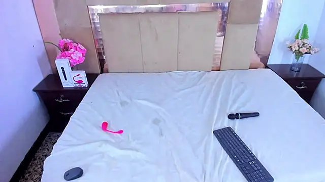 LizBrook online show from 01/23/25, 10:11