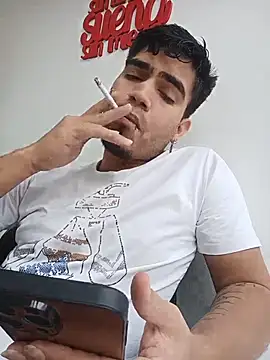 Snapshot of jaden_98_ chatting on 02/12/26, 02:45 jaden 98 online show from 02/12/26, 02:45