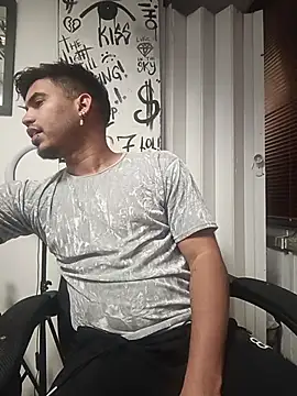 Snapshot of jaden_98_ chatting on 03/01/26, 02:02 jaden 98 online show from 03/01/26, 02:02