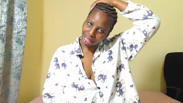 Snapshot of Kadibabe chatting on 10/02/25, 02:07 Kadibabe online show from 10/02/25, 02:07