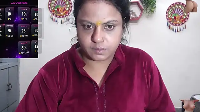 Sexy komolika online show from 12/17/25, 03:07