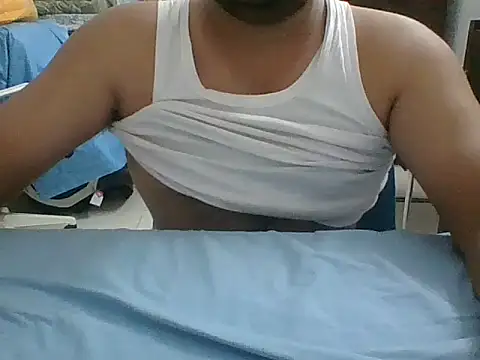 Snapshot of DADDY69SS chatting on 11/06/25, 07:26 DADDY69SS online show from 11/06/25, 07:26