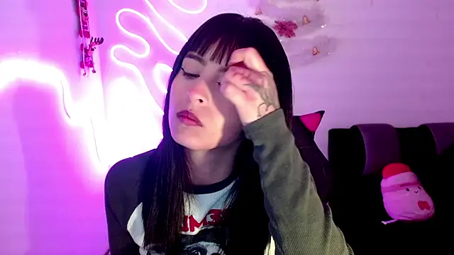 Snapshot of Kind_Scarlett chatting on 01/09/25, 11:02 Kind Scarlett online show from 01/09/25, 11:02