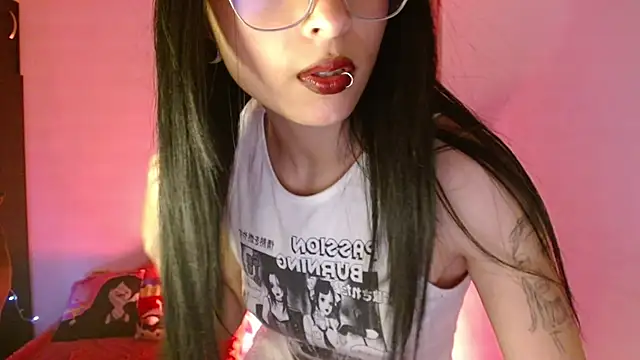 Kind Scarlett online show from 04/26/26, 03:48