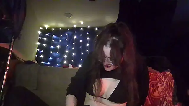 EyaDivine1 online show from 10/25/25, 01:57