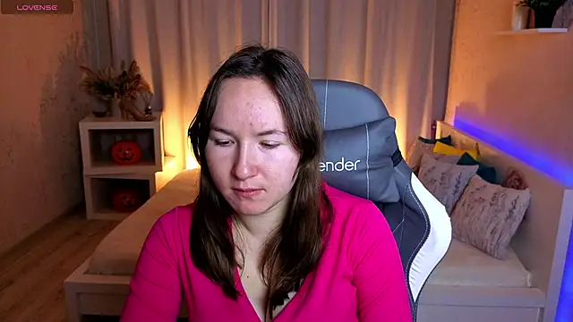 Little doll meow online show from 11/06/25, 02:56