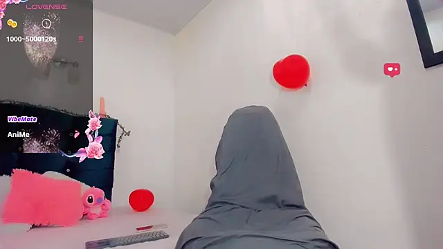 Snapshot of Rubi_30 chatting on 02/15/25, 02:22 Rubi 30 online show from 02/15/25, 02:22