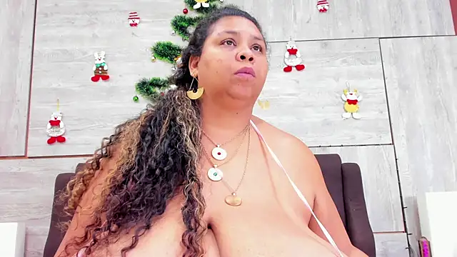 Lynn Jones online show from 01/03/25, 02:54