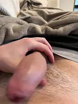 Snapshot of fuckitzer chatting on 02/08/25, 11:55 fuckitzer online show from 02/08/25, 11:55