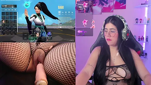 Snapshot of DanielaHang chatting on 12/28/24, 04:09 DanielaHang online show from 12/28/24, 04:09