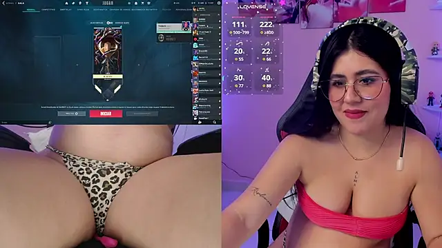 Snapshot of DanielaHang chatting on 01/14/25, 04:40 DanielaHang online show from 01/14/25, 04:40