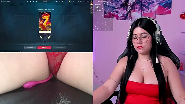 Snapshot of DanielaHang chatting on 03/03/25, 01:20 DanielaHang online show from 03/03/25, 01:20