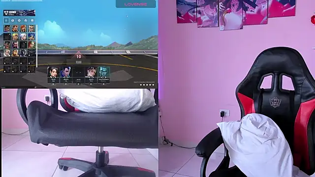 Snapshot of DanielaHang chatting on 03/08/25, 04:39 DanielaHang online show from 03/08/25, 04:39