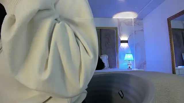 PaulinaDuarte online show from 11/29/25, 11:24