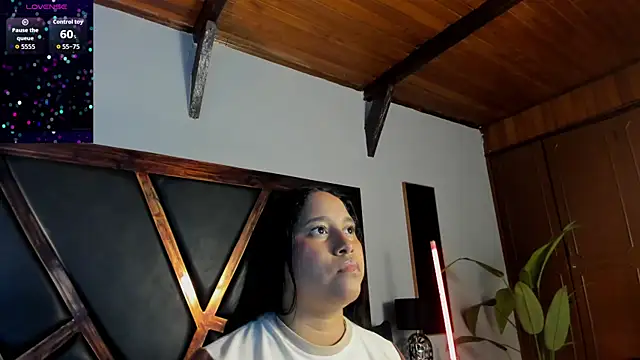 EmiliWilliams online show from 04/25/26, 10:40