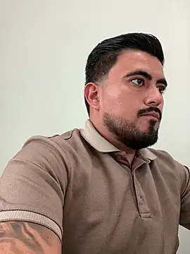 Snapshot of Rubens8866 chatting on 03/18/25, 07:20 Rubens8866 online show from 03/18/25, 07:20