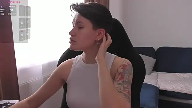 Snapshot of JessieFlower chatting on 02/07/26, 08:07 JessieFlower online show from 02/07/26, 08:07