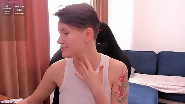 Snapshot of JessieFlower chatting on 03/17/26, 07:44 JessieFlower online show from 03/17/26, 07:44