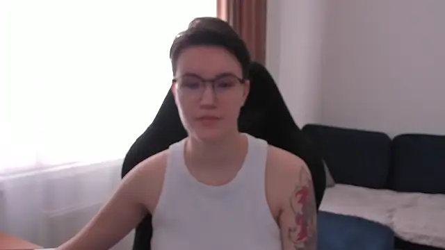 Snapshot of JessieFlower chatting on 03/27/26, 07:47 JessieFlower online show from 03/27/26, 07:47