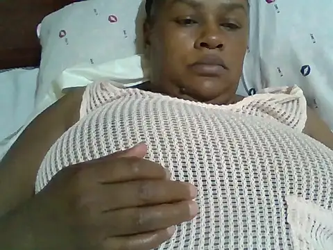 tight pussy gall online show from 11/16/25, 02:39