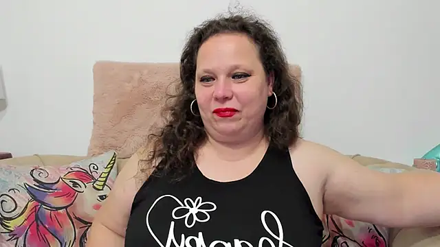 KarolineJoyy online show from 11/28/25, 07:38