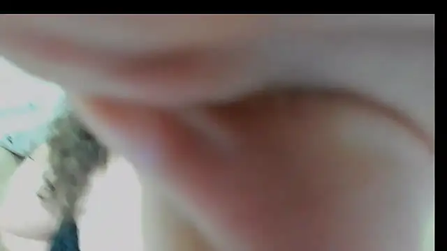 KarolineJoyy online show from 05/28/26, 07:33