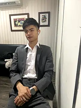 Snapshot of mumuowl chatting on 09/17/25, 08:10 mumuowl online show from 09/17/25, 08:10