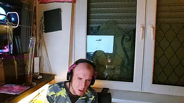 BongChannel online show from 01/09/25, 12:25