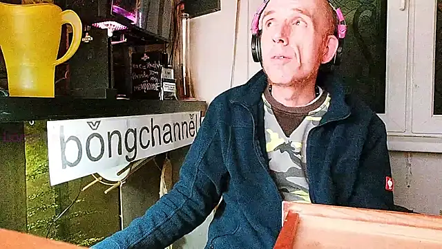 BongChannel online show from 01/26/25, 03:27