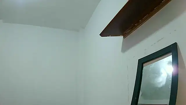 linzeysmith4 online show from 12/07/24, 09:44