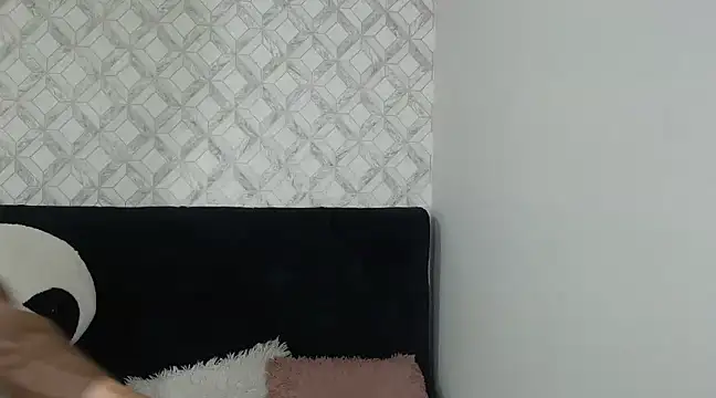Snapshot of Emma-Wilson chatting on 02/09/25, 04:46 Emma-Wilson online show from 02/09/25, 04:46